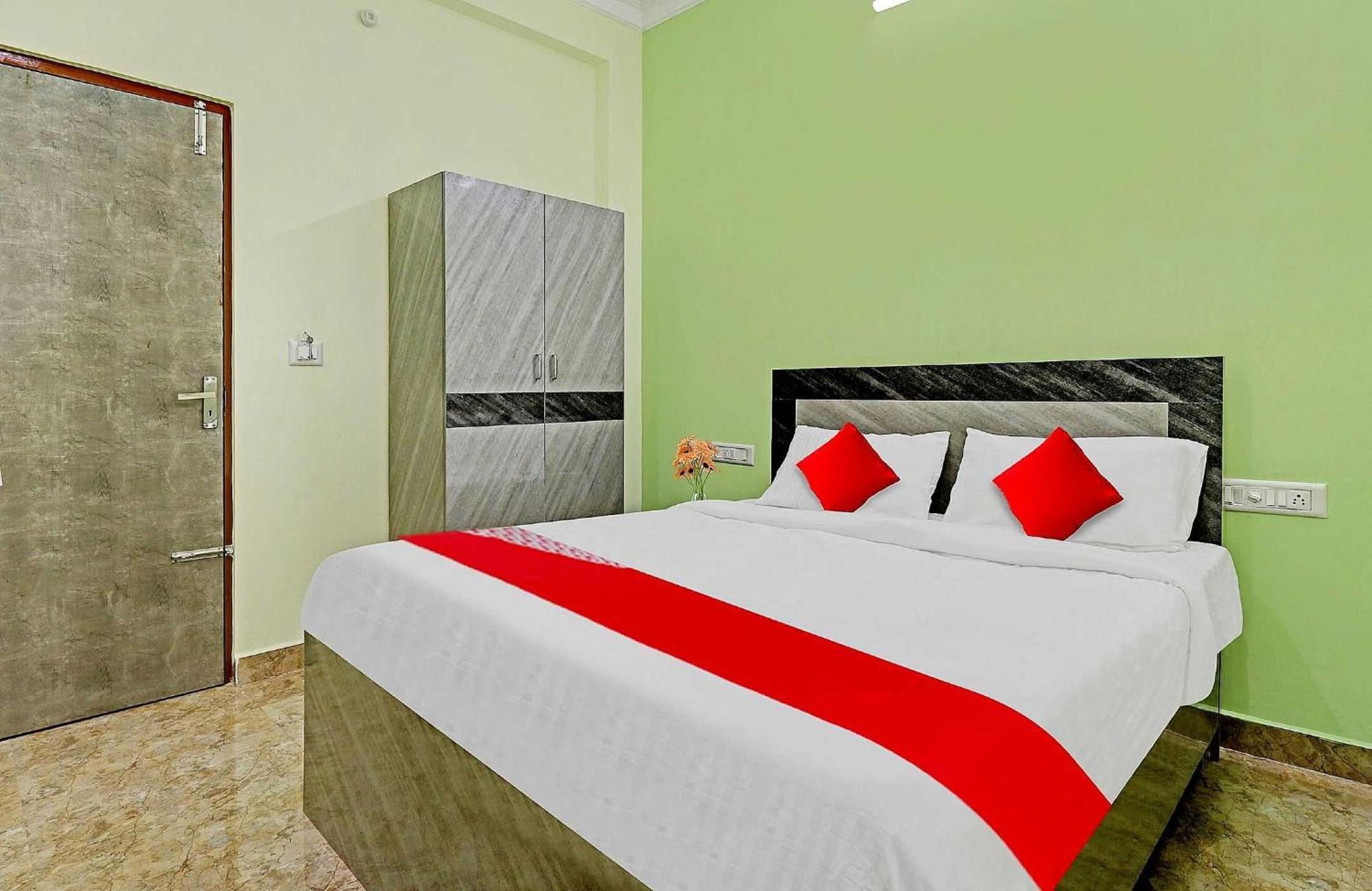 Super Hotel O Skyspace Near Yeshwantupur Railway Station Бенґалуру Екстер'єр фото