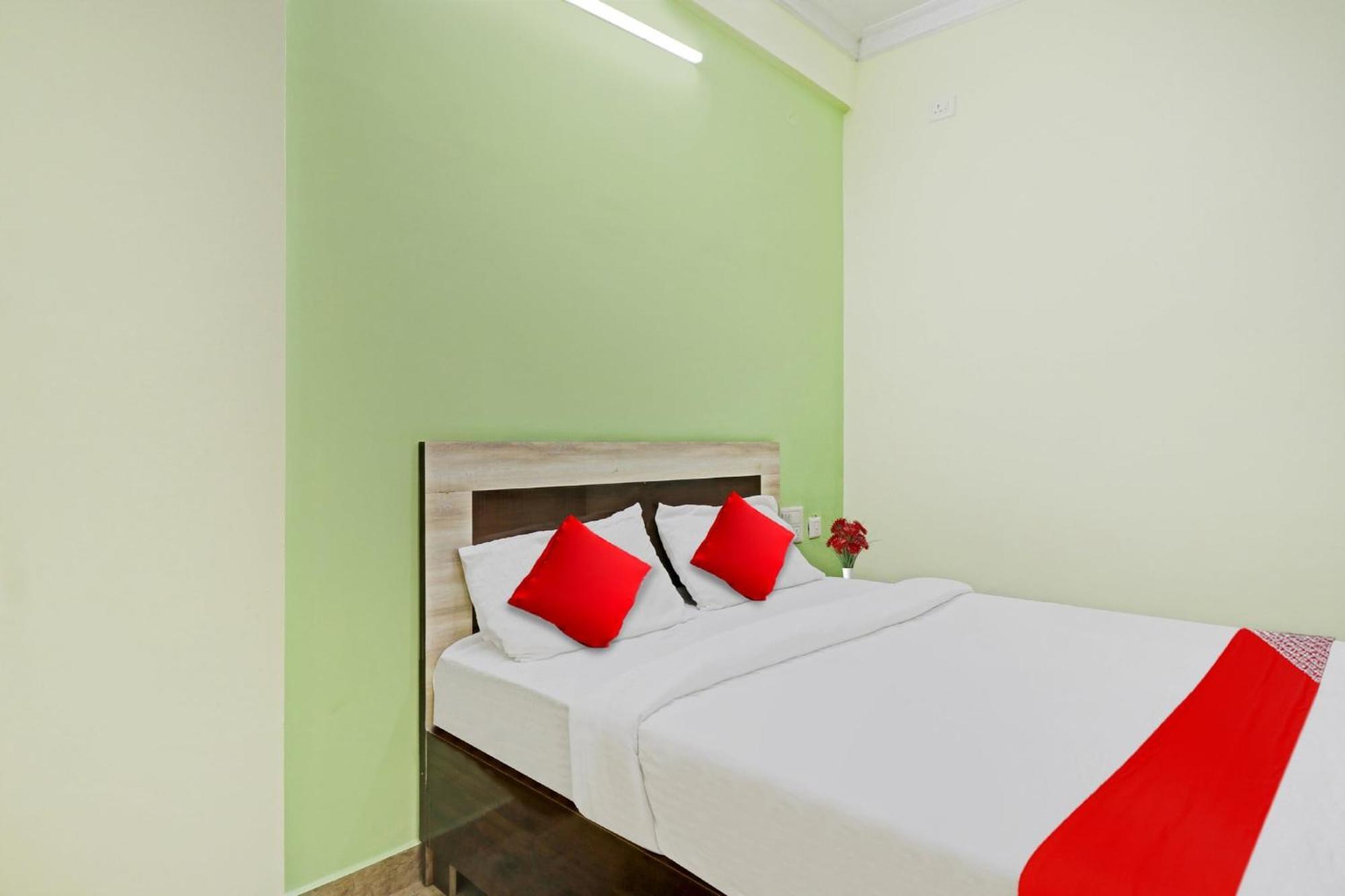 Super Hotel O Skyspace Near Yeshwantupur Railway Station Бенґалуру Екстер'єр фото