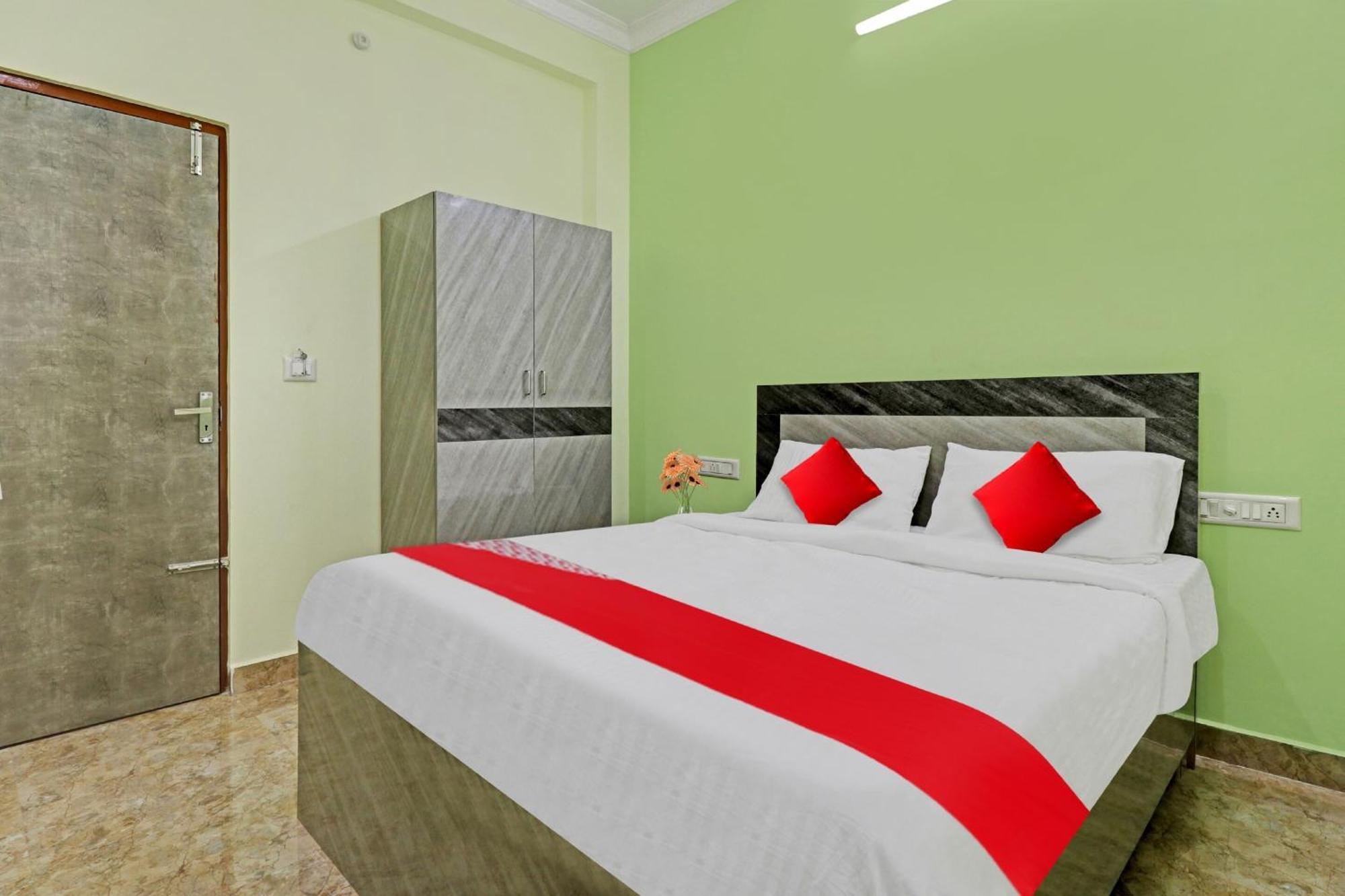 Super Hotel O Skyspace Near Yeshwantupur Railway Station Бенґалуру Екстер'єр фото